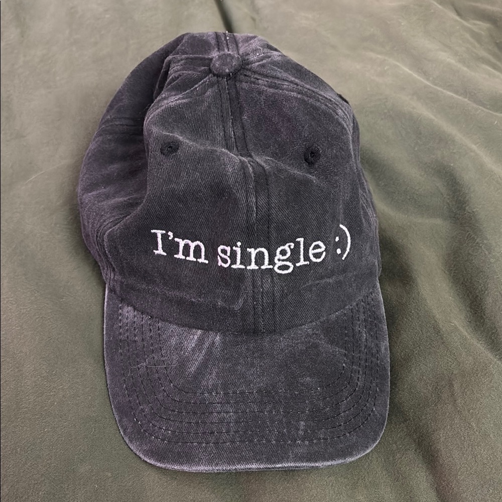 “I’m single” dad hat